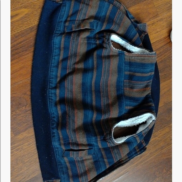 2T Vest - Picture 3 of 4